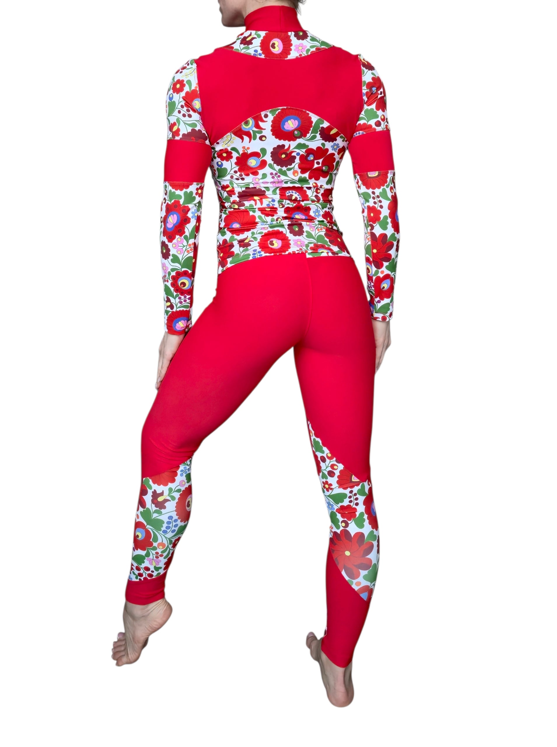Matyó Pattern Women’s Leggings – Red Floral Design | MNWEAR